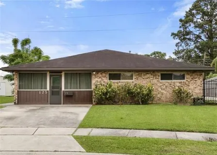 $260,000 | 125 Kennedy Drive, Gretna, LA 70053