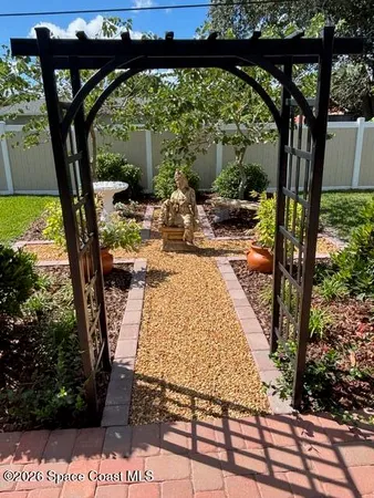 $2,100 | 730 Cobblestone Lane Northeast, Palm Bay, FL 32905