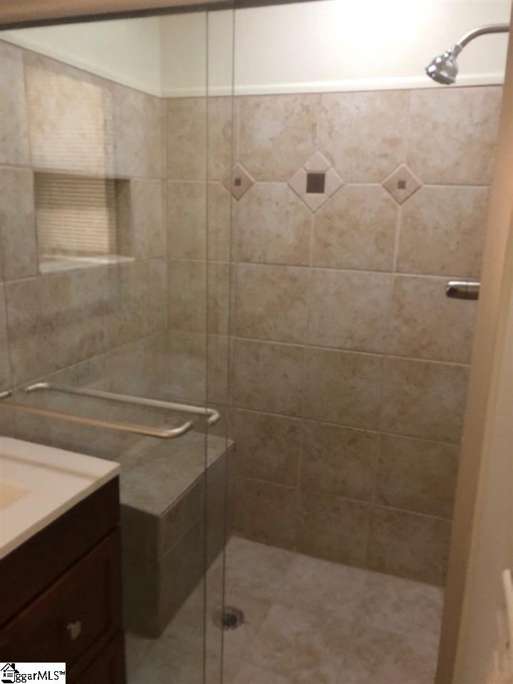 246 Log Shoals Road Greenville, SC 29607 - Photo 19 of 33 Gallery Image 19