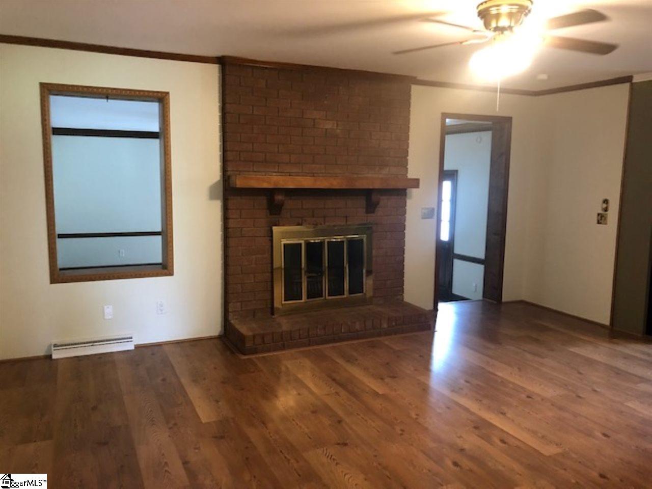 246 Log Shoals Road Greenville, SC 29607 - Photo 8 of 33 Gallery Image 8