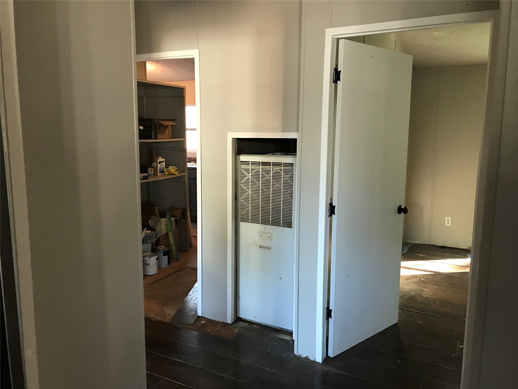 31606 Bryan Street Magnolia, TX 77355 - Photo 6 of 19 a view of walk in closet