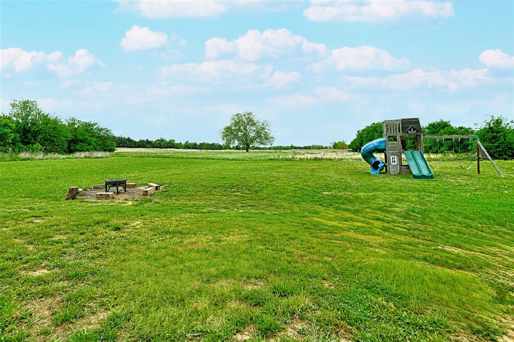 4656 County Road 1040 Celeste, TX 75423 - Photo 33 of 39