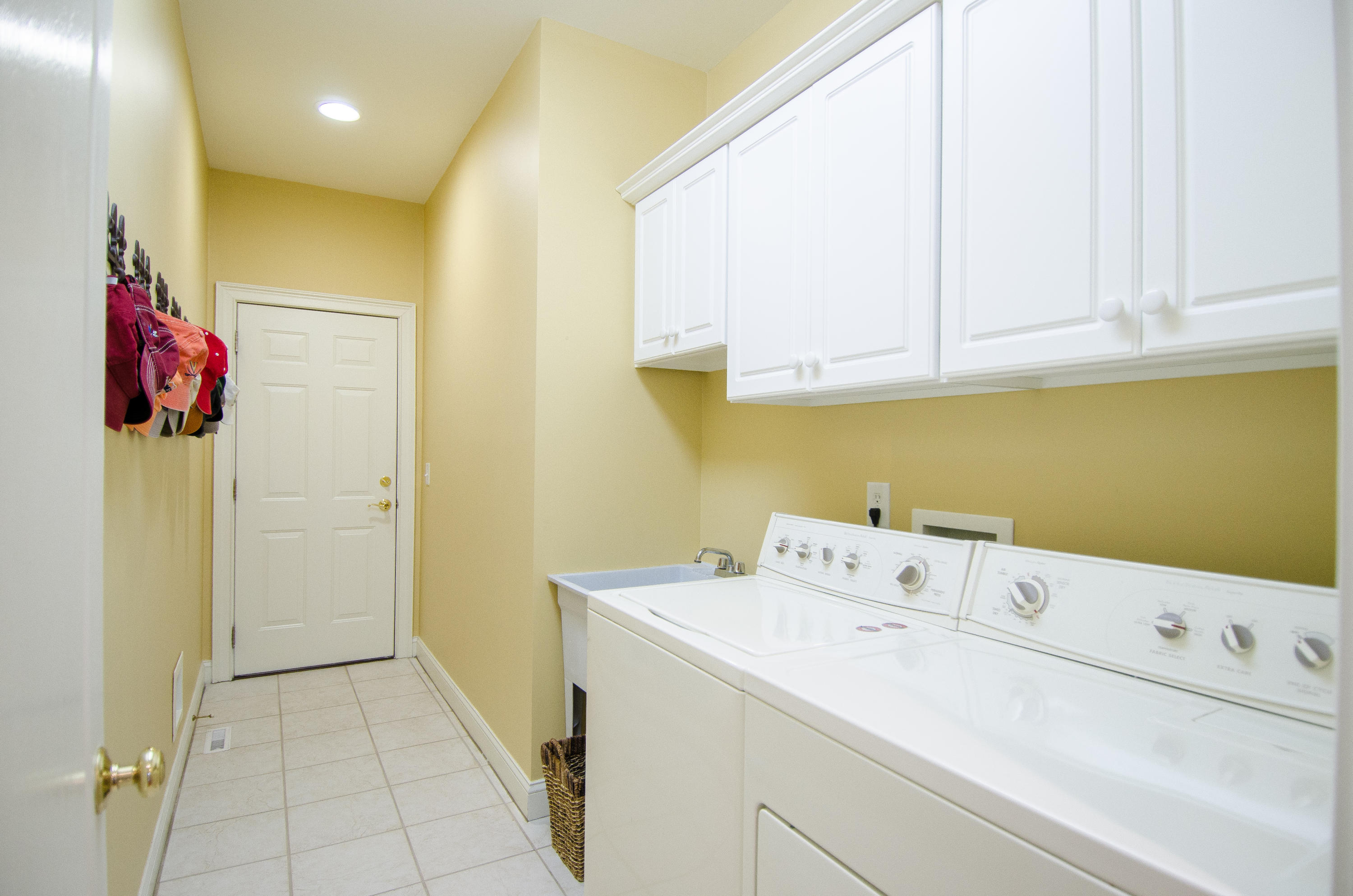 195 Ridgewood Road Pinehurst, NC 28374 - Photo 70 of 103 Laundry to Garage