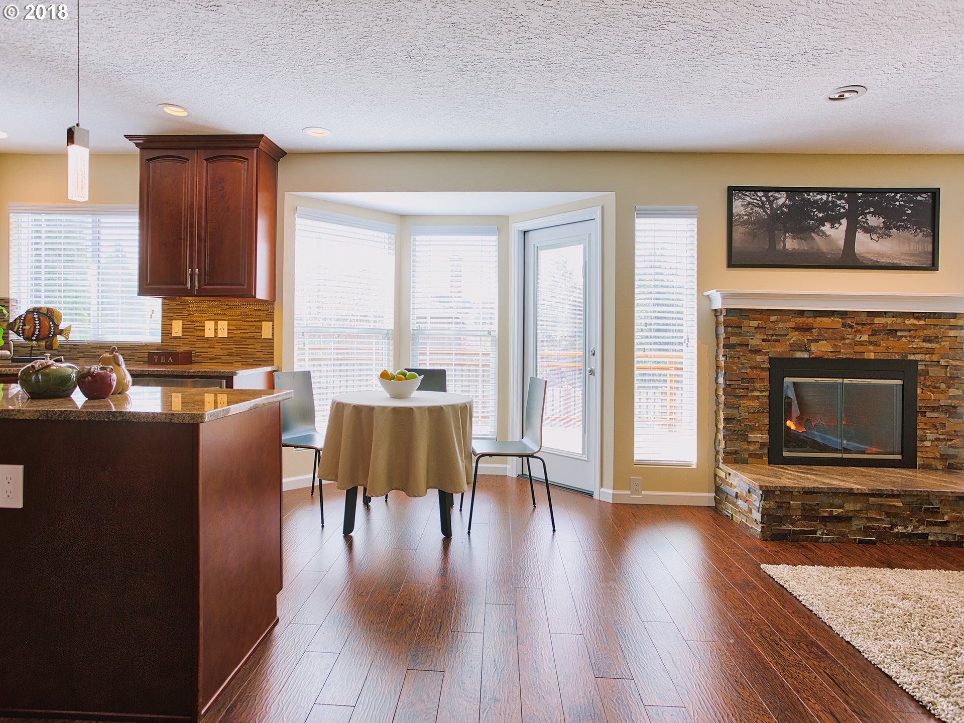 16781 Southwest Hargis Road Beaverton, OR 97007 - Photo 14 of 32 Gallery Image 14