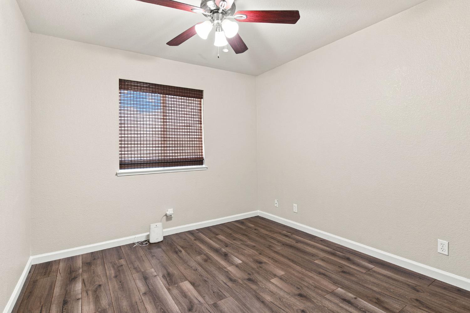 245 Douma Way Ripon, CA 95366 - Photo 29 of 56