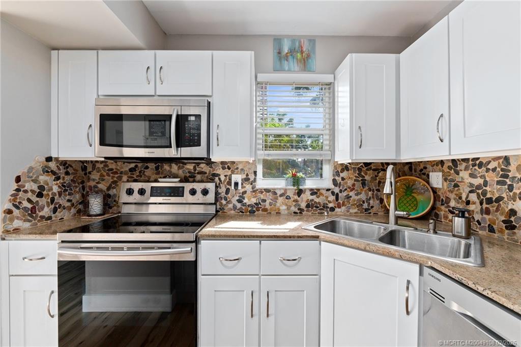 1963 Southwest Palm City Road, Unit 32D Stuart, FL 34994 - Photo 9 of 35 Gallery Image 9
