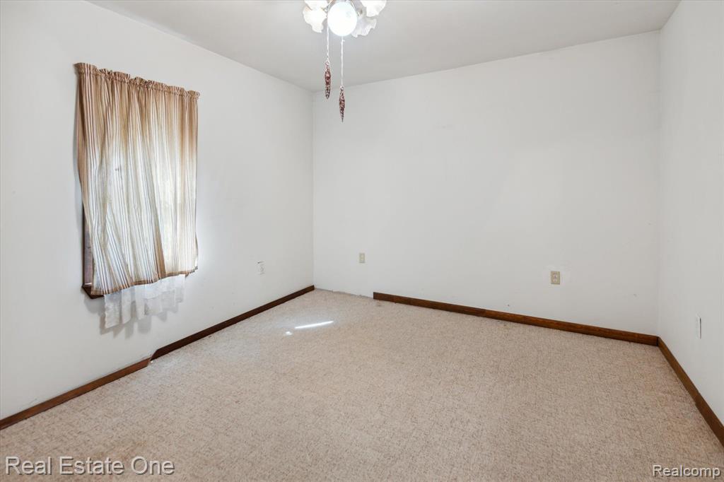 4575 Cummings Road Rhodes, MI 48652 - Photo 25 of 40