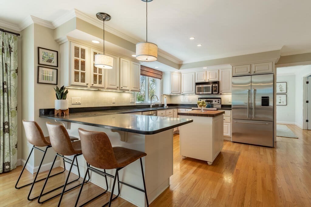 202 Lincoln Street Lexington, MA 02421 - Photo 13 of 37 Gallery Image 13