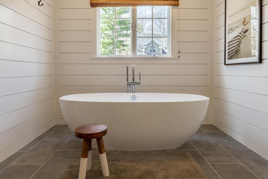 202 Lincoln Street Lexington, MA 02421 - Photo 33 of 37 Gallery Image 33