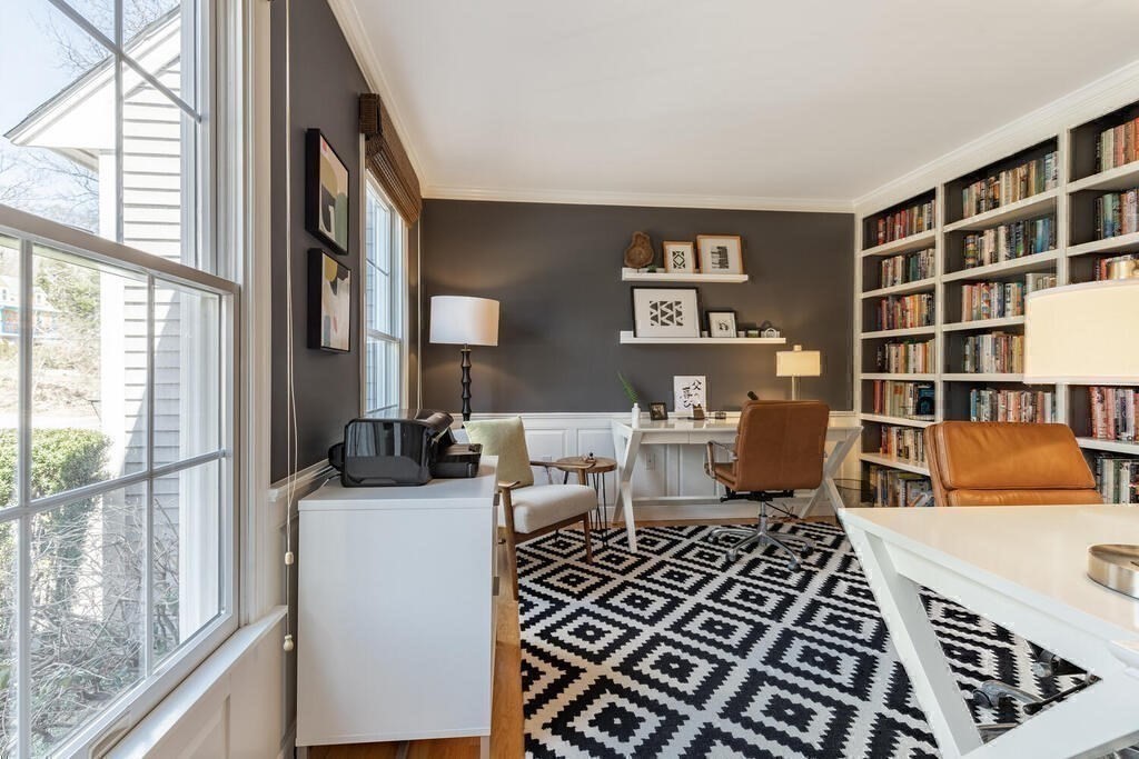 202 Lincoln Street Lexington, MA 02421 - Photo 5 of 37 Gallery Image 5