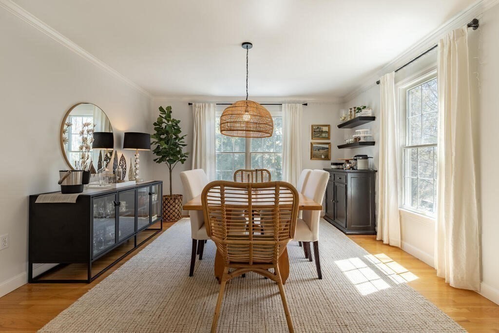 202 Lincoln Street Lexington, MA 02421 - Photo 9 of 37 Gallery Image 9