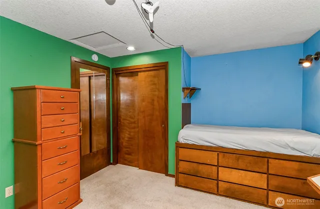 $825,000 | 15729 Larch Way, Lynnwood, WA 98087