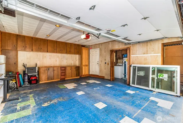 $825,000 | 15729 Larch Way, Lynnwood, WA 98087