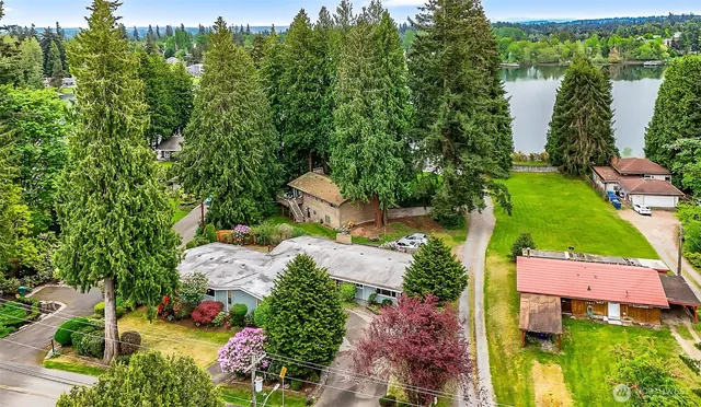 $825,000 | 15729 Larch Way, Lynnwood, WA 98087