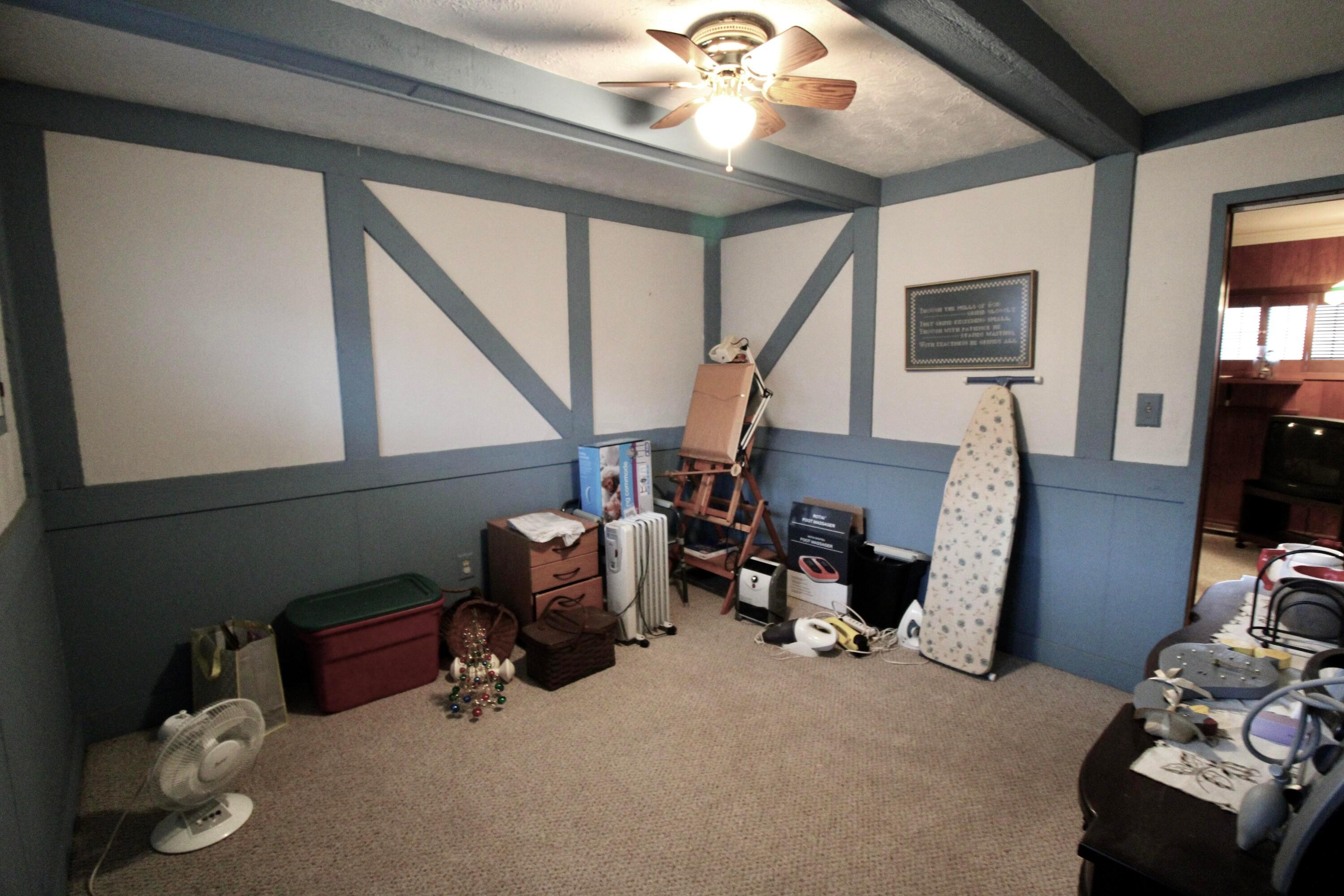 3464-3466 Eakin Road Columbus, OH 43204 - Photo 35 of 51 Den or 4th bedroom
