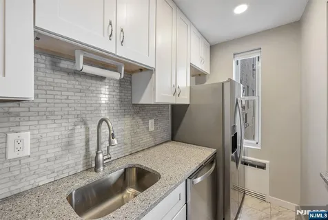 $225,000 | 8300 Boulevard East, Unit 4D, North Bergen, NJ 07047
