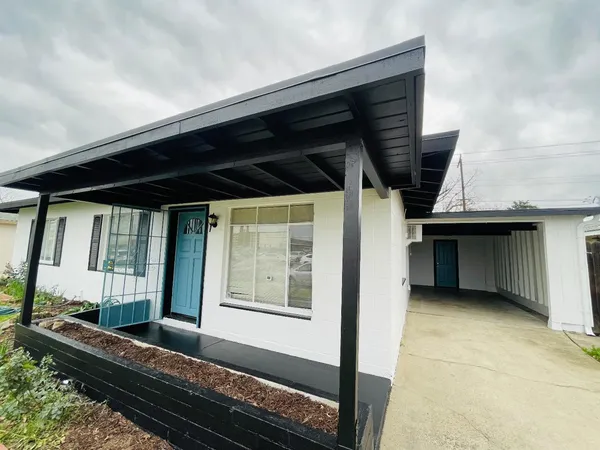 $1,800 | 5119 58th Street, Sacramento, CA 95820