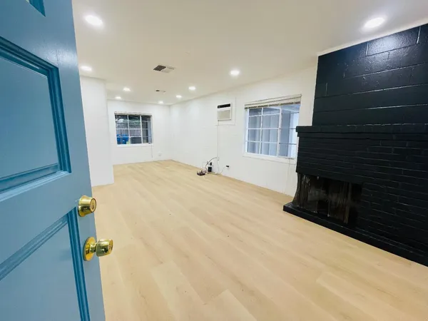 $1,800 | 5119 58th Street, Sacramento, CA 95820