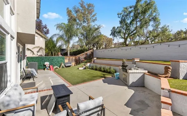 $1,129,000 | 10 Willowbrook Lane, Rancho Santa Margarita, CA 92688