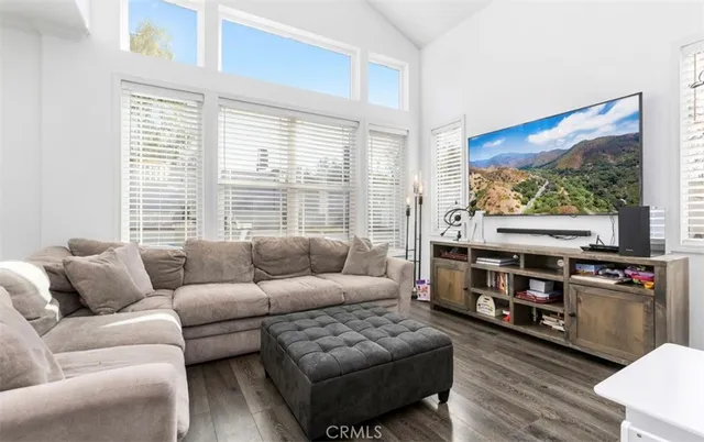 $1,129,000 | 10 Willowbrook Lane, Rancho Santa Margarita, CA 92688