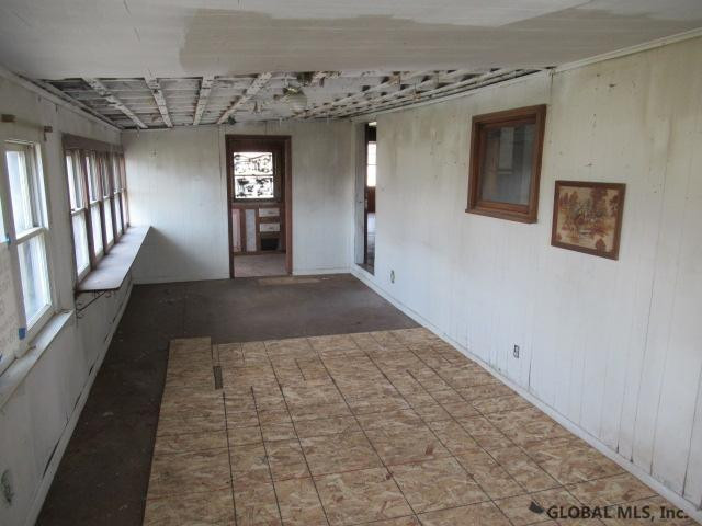 728 County Rte 351 Rensselaerville, NY 12120 - Photo 4 of 19 Photo 4