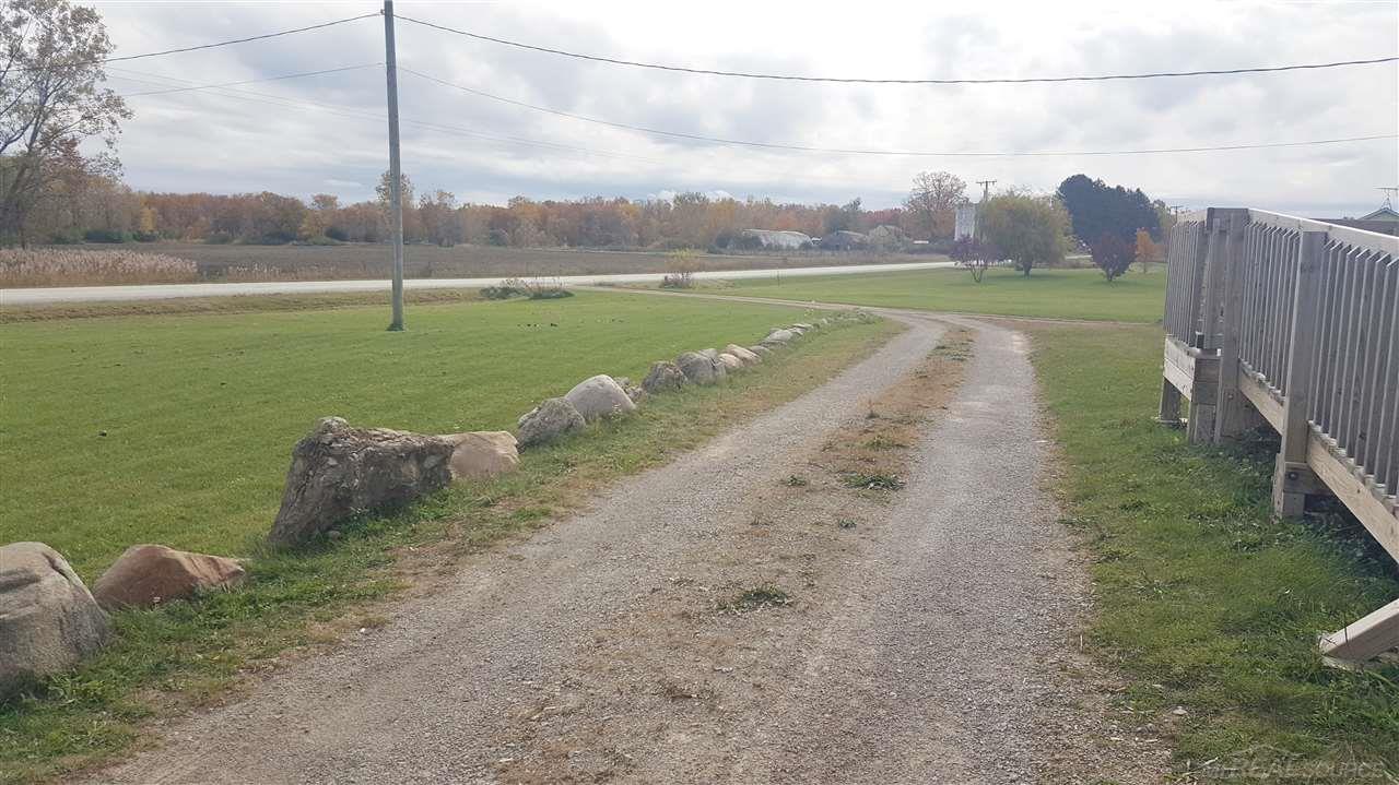 6453 Connell Road Yale, MI 48097 - Photo 37 of 37 31393672-36.JPG