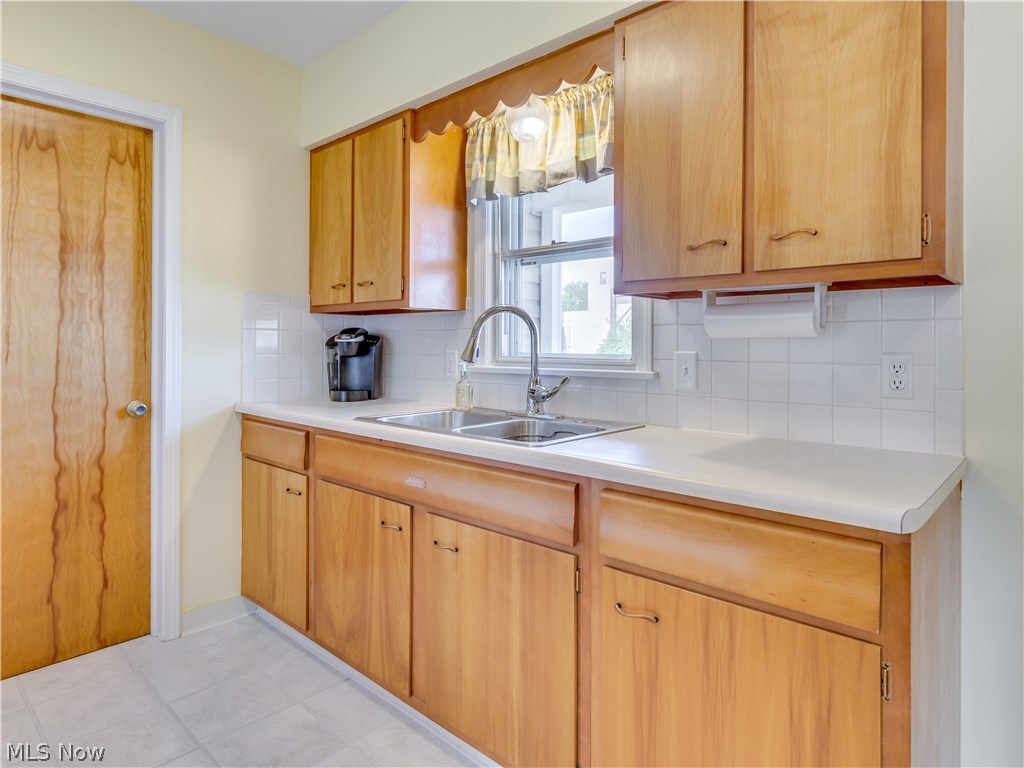 90 Stephens Road Akron, OH 44312 - Photo 8 of 25 Gallery Image 8