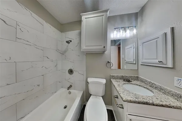 $1,945 | 6901 Club Creek Drive, Fort Worth, TX 76137