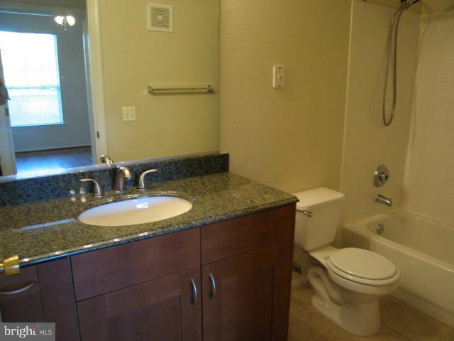 1591 Spring Gate Dr., Unit 3102 McLean, VA 22102 - Photo 10 of 14 Bath