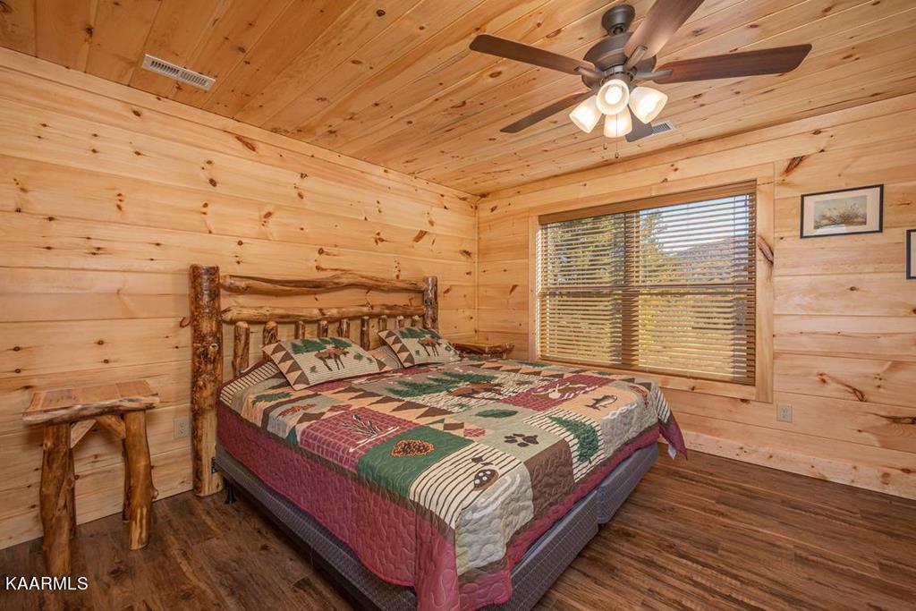 5410 Cocke County Line Road Cosby, TN 37722 - Photo 15 of 18 253533_17
