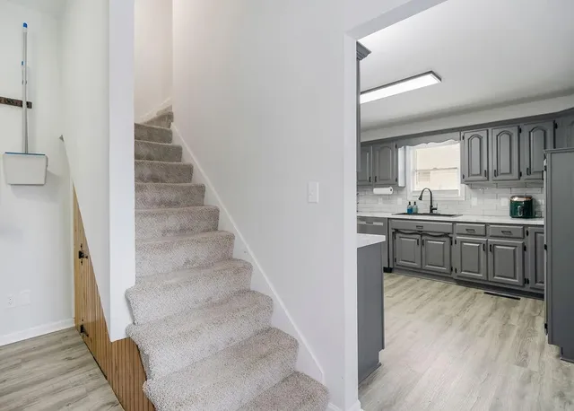 $239,990 | 604 North Independence Street, Harrisonville, MO 64701