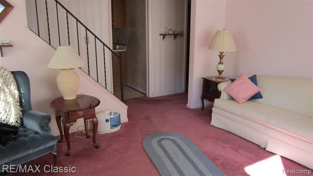 356 Sherbourne Street Inkster, MI 48141 - Photo 4 of 16 living rm 3