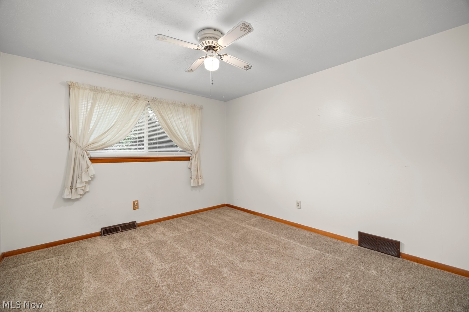 195 Moore Road Avon Lake, OH 44012 - Photo 20 of 48 Gallery Image 20