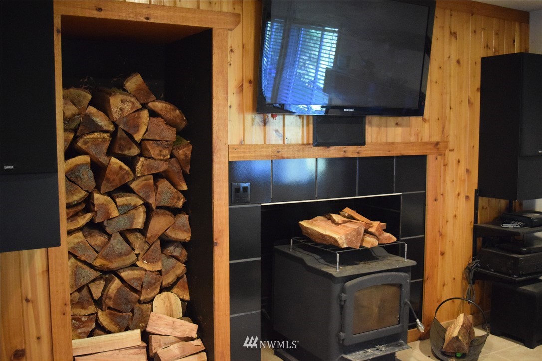 70 East Graham Road Belfair, WA 98528 - Photo 12 of 15 Gallery Image 12