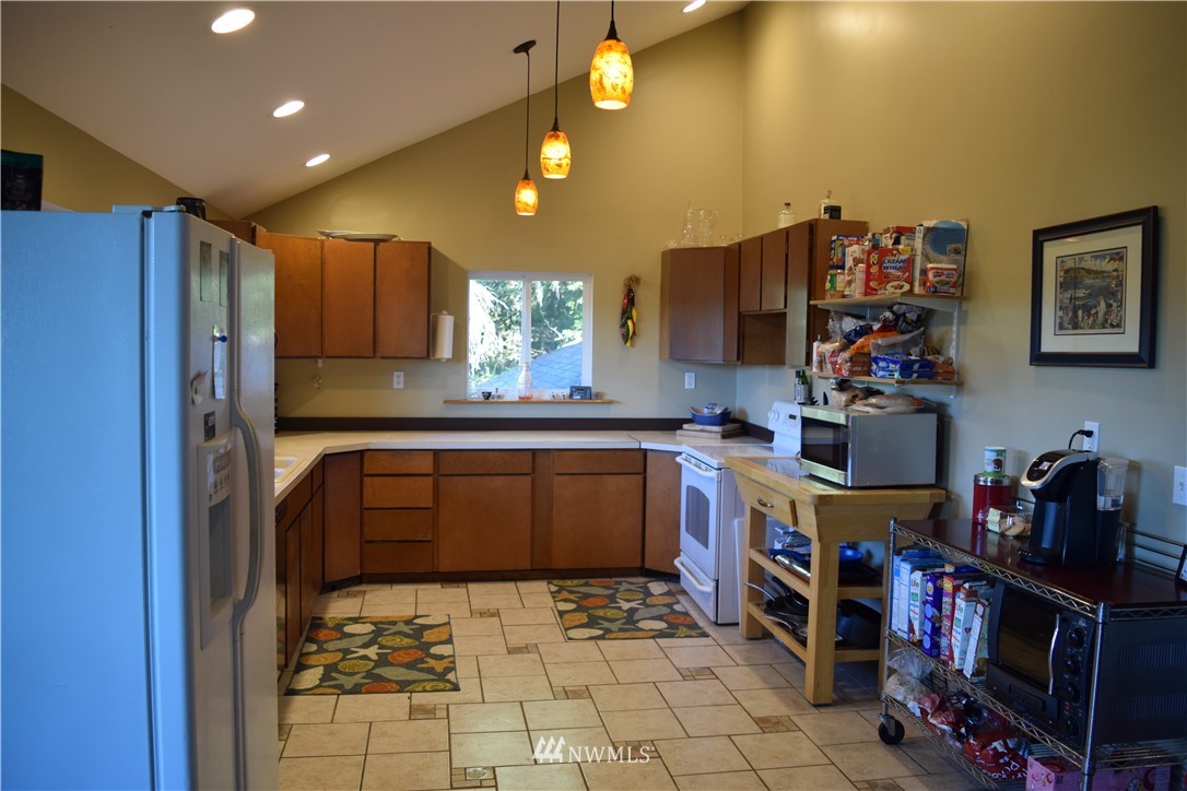 70 East Graham Road Belfair, WA 98528 - Photo 5 of 15 Gallery Image 5