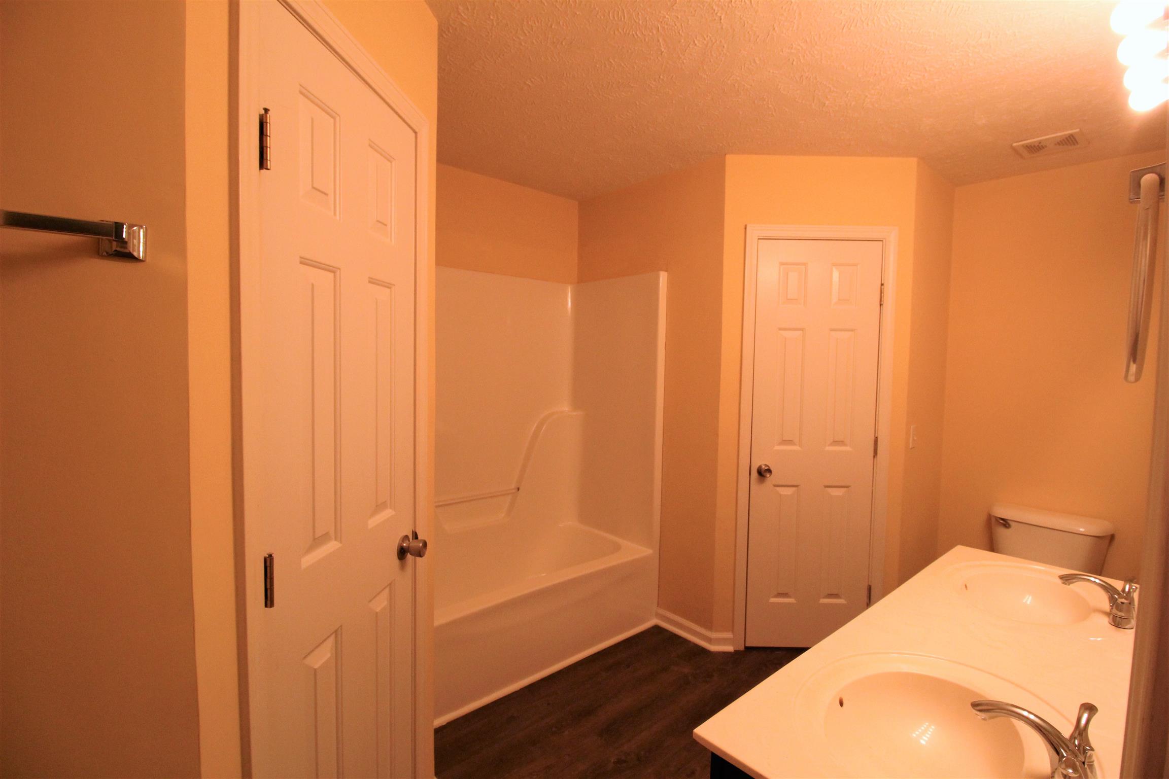 126 Sara Dilton Road Murfreesboro, TN 37127 - Photo 12 of 22 Gallery Image 12