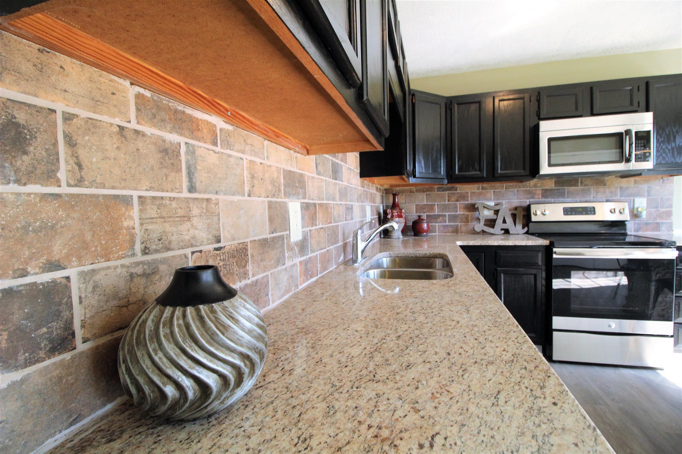 126 Sara Dilton Road Murfreesboro, TN 37127 - Photo 5 of 22 Gallery Image 5