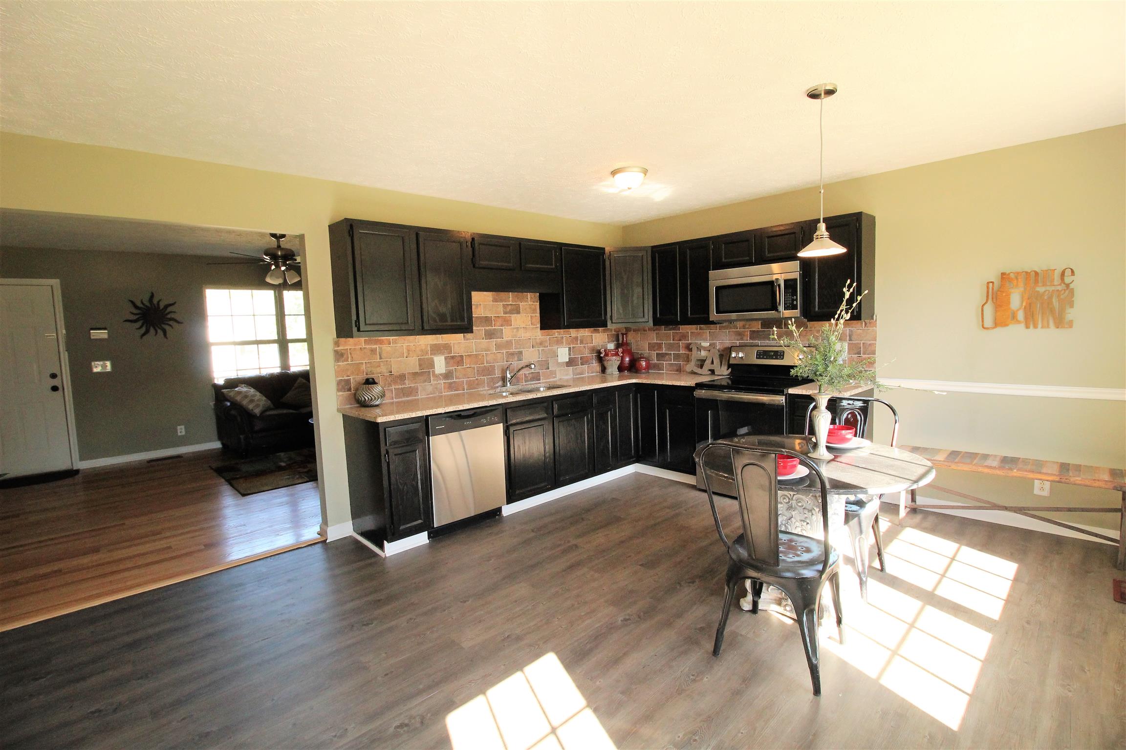126 Sara Dilton Road Murfreesboro, TN 37127 - Photo 8 of 22 Gallery Image 8
