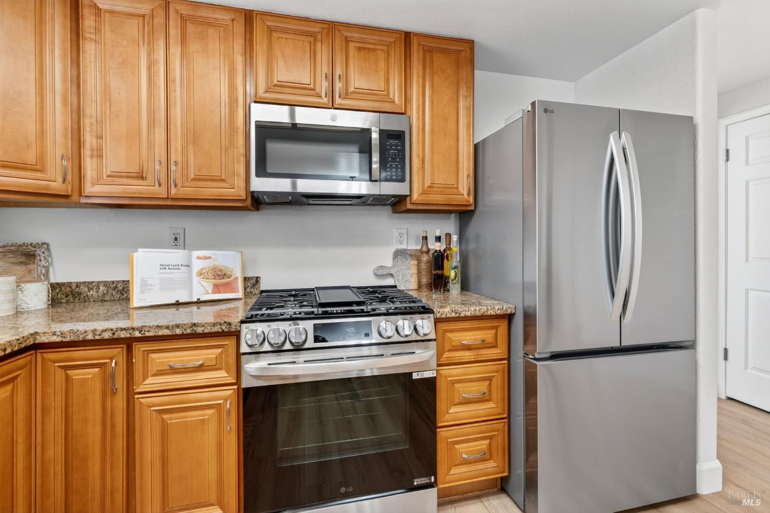 2322 South Hampton Circle Santa Rosa, CA 95401 - Photo 27 of 58