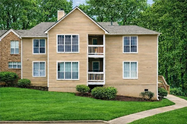 $1,600 | 5537 Mountain Springs Circle, Stone Mountain, GA 30088