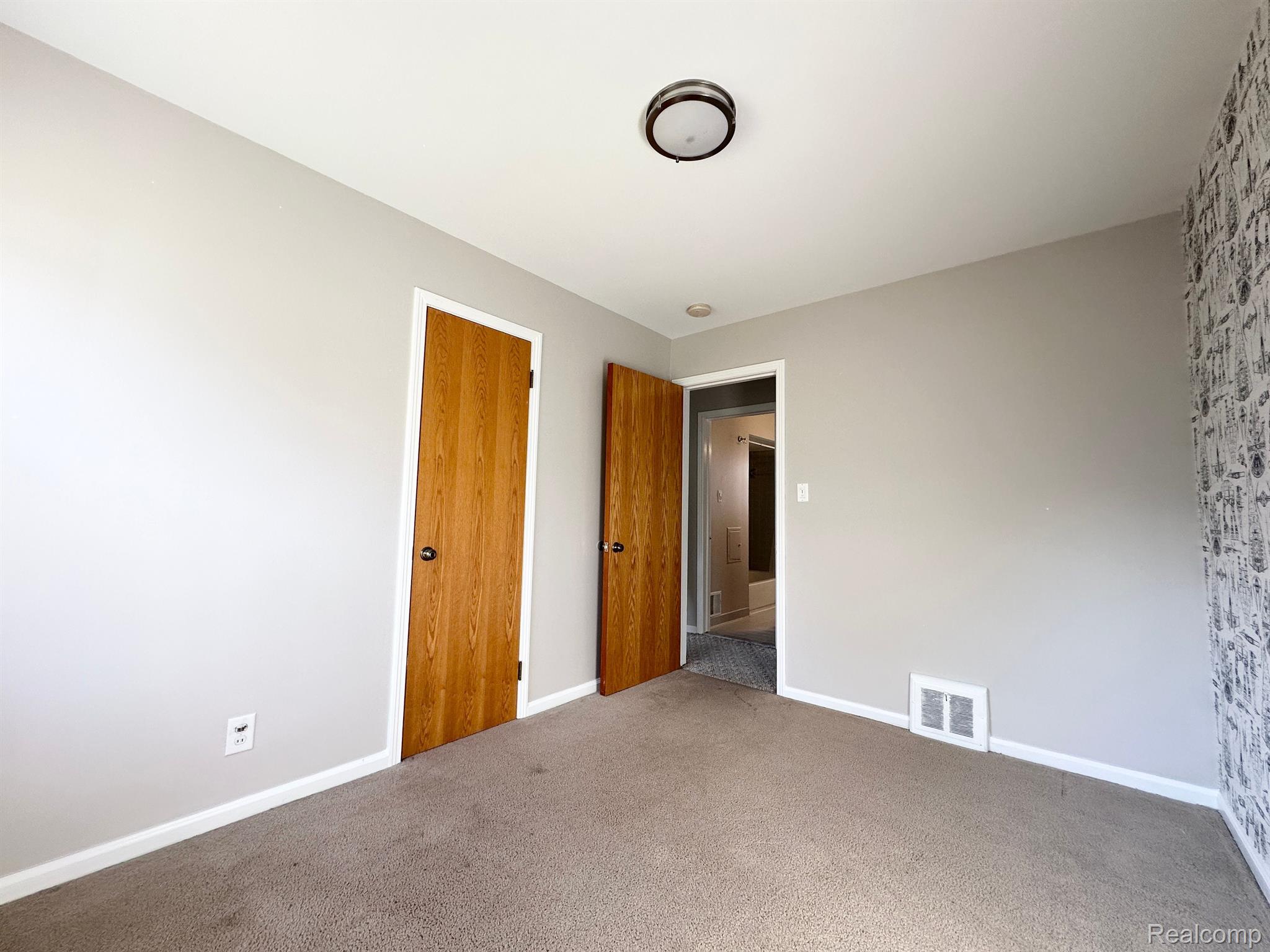 1579 Hampton Road Mount Clemens, MI 48043 - Photo 9 of 17 Bedroom 1 View 2