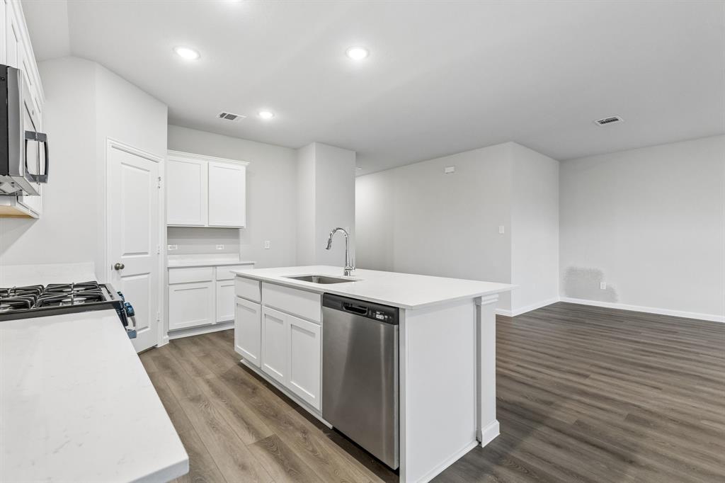 1221 Moon Rnch Road Royse City, TX 75189 - Photo 4 of 22 Representative (3).jpg