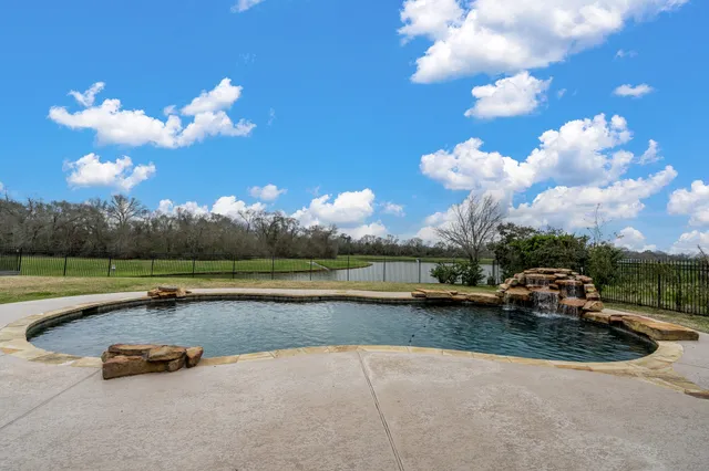 $995,000 | 20803 Fairhaven Crossing Drive, Cypress, TX 77433