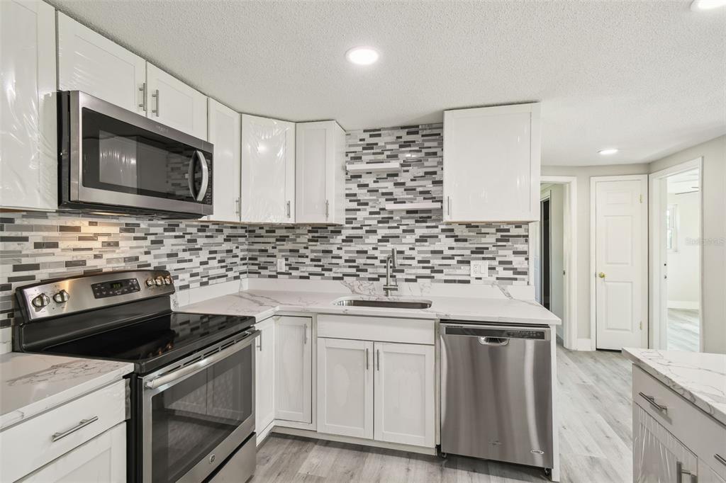 10831 Manchester Road Port Richey, FL 34668 - Photo 14 of 41 Gallery Image 14