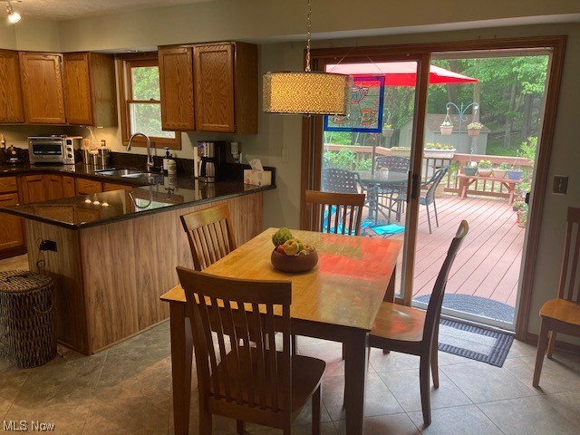 7534 Ridge Road Cleveland, OH 44129 - Photo 15 of 26