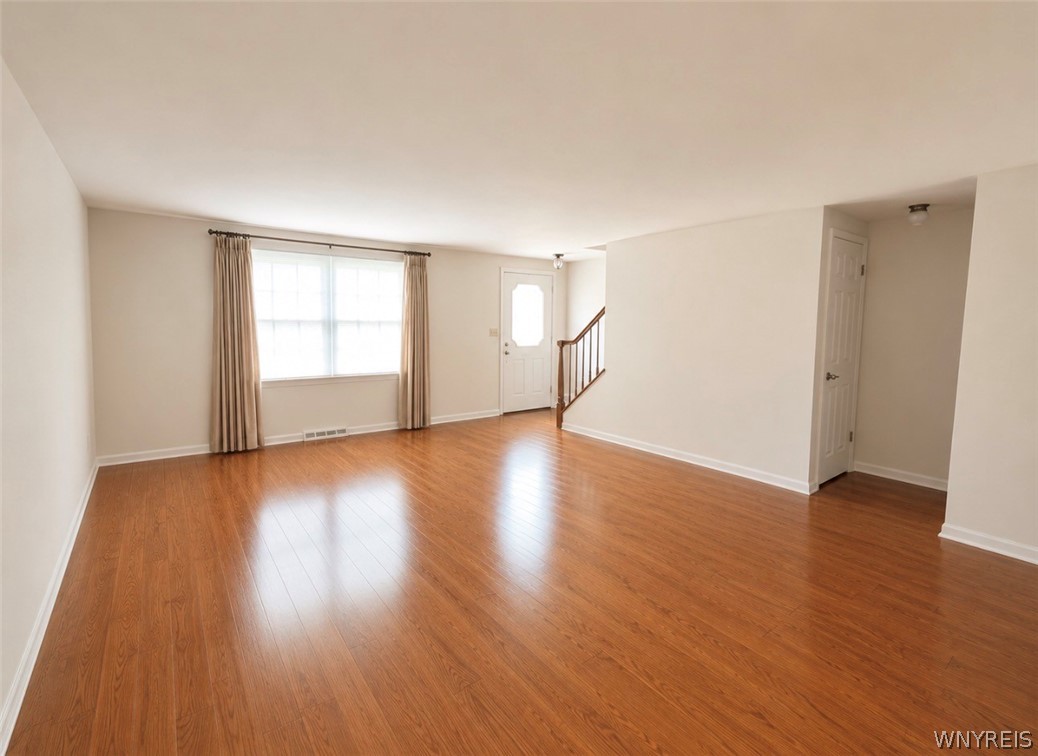 40 Hamlin Square, Unit E Amherst, NY 14221 - Photo 5 of 31