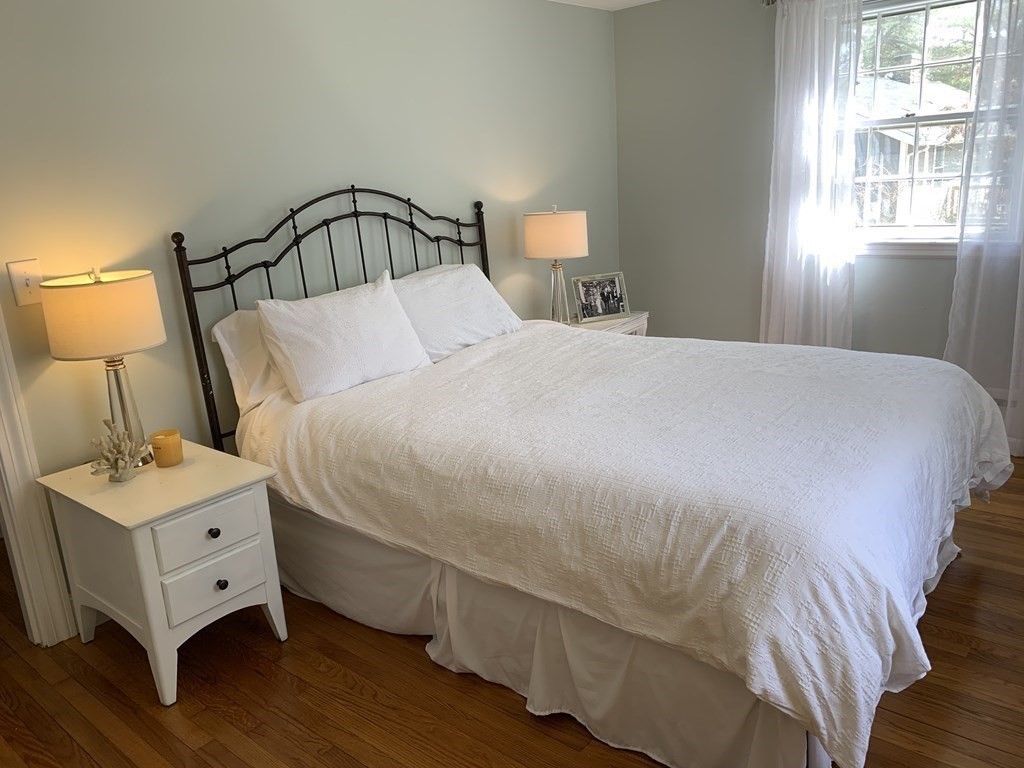 57 Cedarwood Road Scituate, MA 02066 - Photo 5 of 10 Gallery Image 5