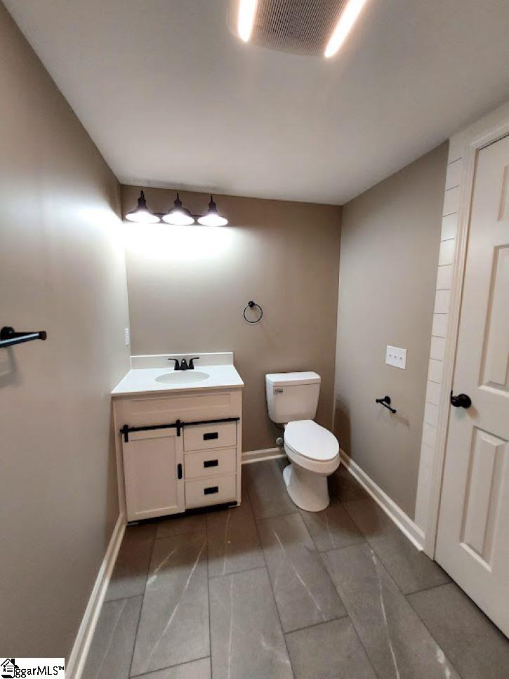 2046 Ireland Road Easley, SC 29640 - Photo 15 of 21