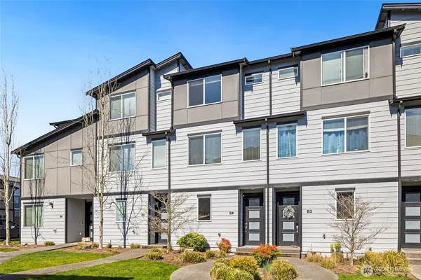 $2,500 | 3230 148th Street Southwest, Unit B4, Lynnwood, WA 98087