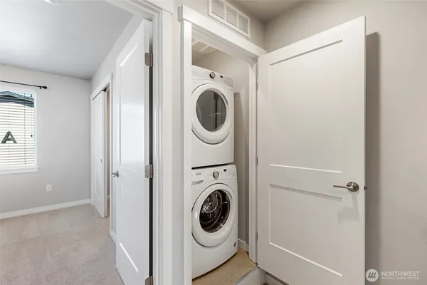 $2,500 | 3230 148th Street Southwest, Unit B4, Lynnwood, WA 98087